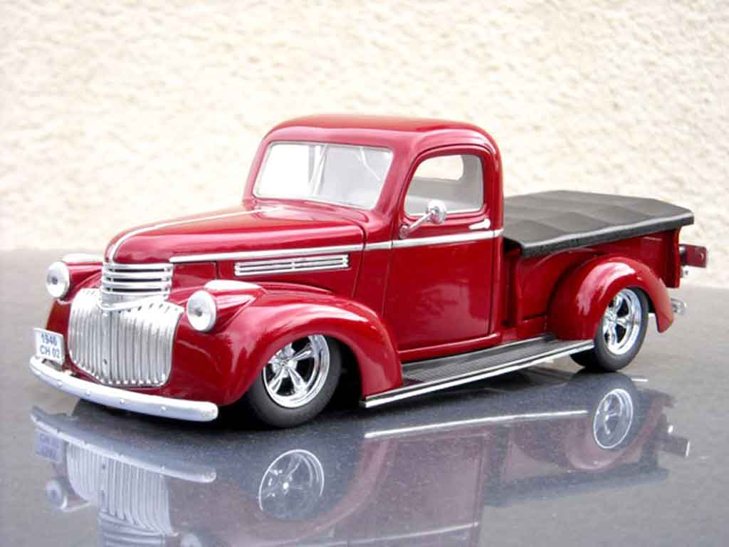 Diecast model cars Chevrolet 1946 1/18 Solido pick up 