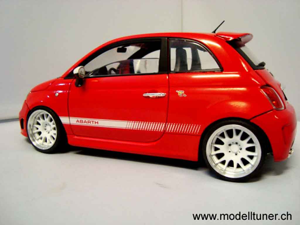 Diecast model cars Fiat 500 Abarth 1/18 Mondo Motors Abarth red 2007 