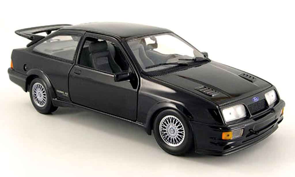 Diecast model cars Ford Sierra Cosworth RS 1/18 Minichamps 