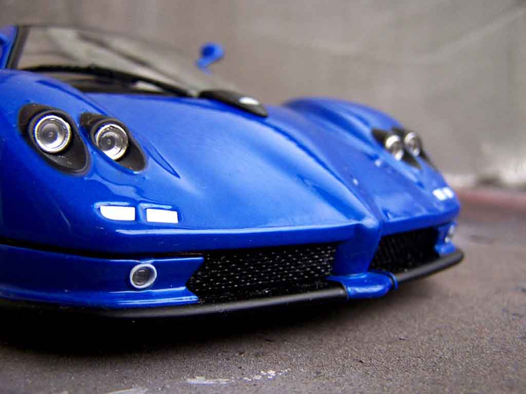 Diecast model cars Pagani Zonda C12 1/18 Motormax C12 blue - Alldiecast.us