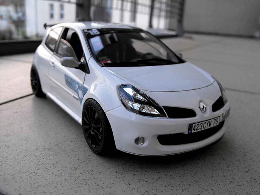 Clio 3 shop rs miniature